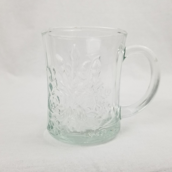 Two glass mugs with etched flowers VTG - Picture 4 of 13